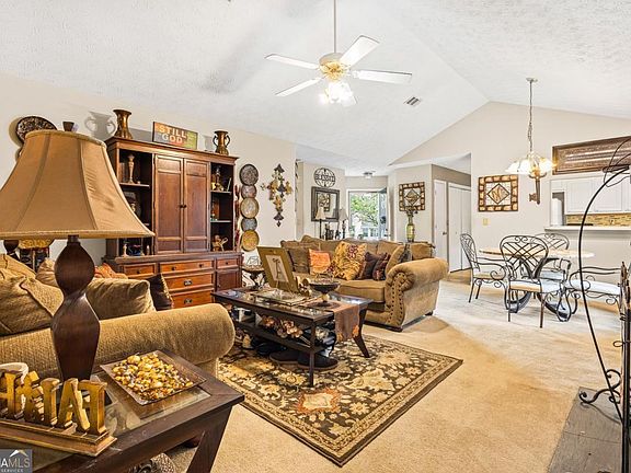 4th image of 1241 Larkwood Dr