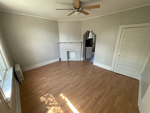 749 Hazelwood Ave #1 Photo 1