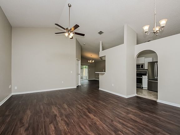 4th image of 14527 Lake Price Dr