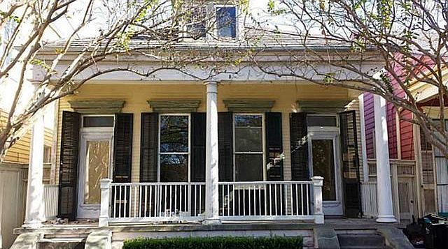 1st image of 935 Louisa St