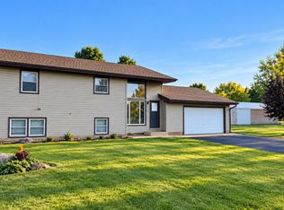 2347 N 45th Rd, Leland, IL 60531
