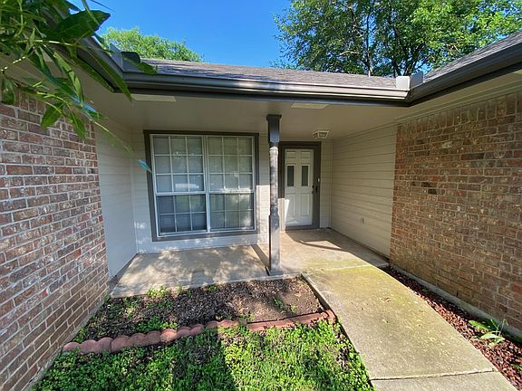 2nd image of 2008 Cedarview Dr