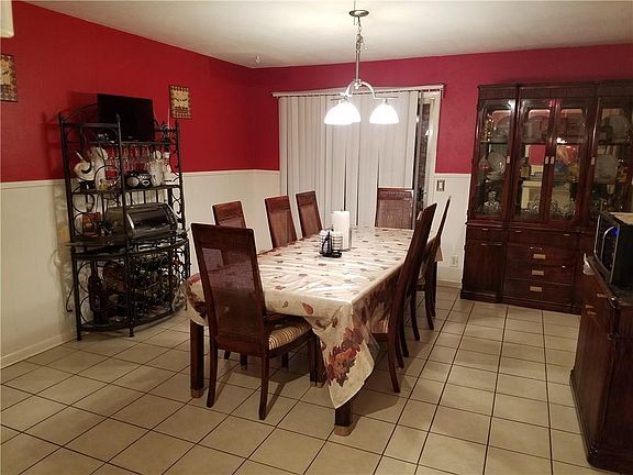 4th image of 1525 Robinwood Dr