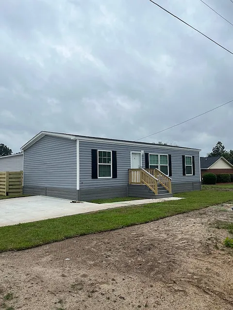 3 bed, 1000 sqft, $1,250 — Photo 3