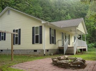 862 High Knob Dr, Bryson City, NC 28713