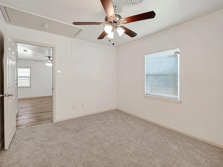 6714 Moss Rose St — Photo 17