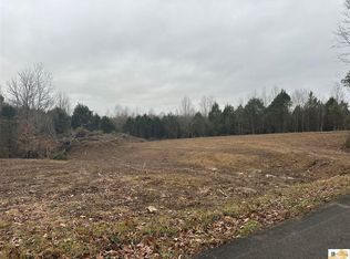 2 Union Hill School Rd, Summer Shade, KY 42166