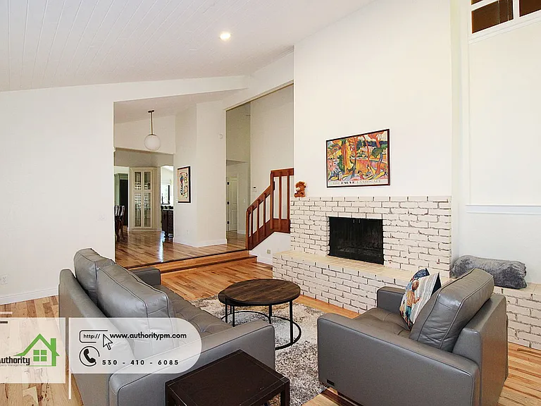 3350 Mountain Oak Dr — Photo 5