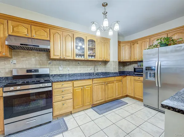 161-10 84th Avenue image 19 of 44