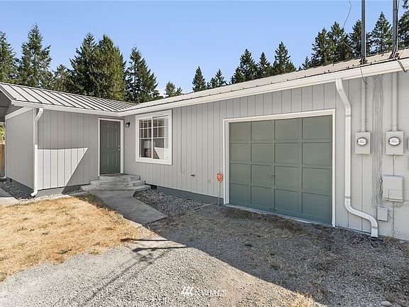 2nd image of 9306-9308 213th St E