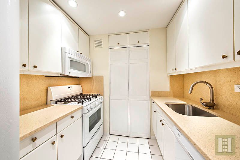 1st image of 106 Central Park S APT 7H