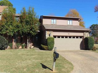 31 Sand Trap Dr, Maumelle, AR 72113