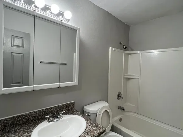 Evergreen Meadows, 911 SE 187th Ave #106, Portland, OR 97233