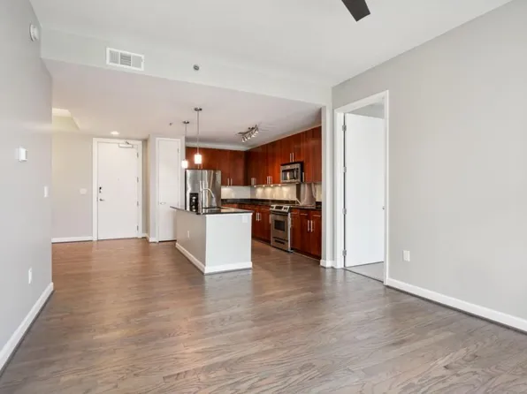 711 Cosmopolitan Dr Unit 624, Atlanta, GA 30324