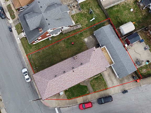 4th image of 1325 Texas Ave