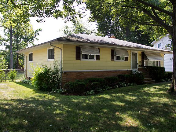 2nd image of 4065 W 213th St