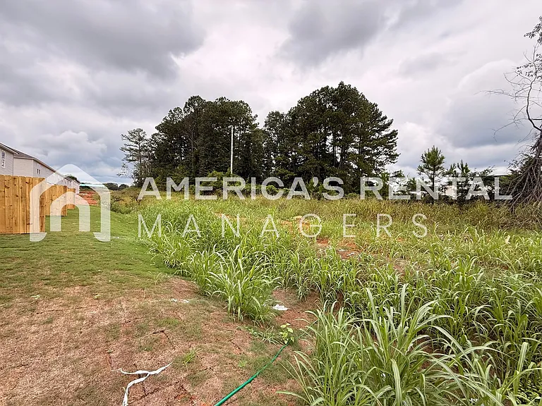 105 River Grass Dr — Photo 30
