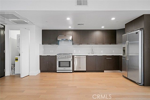 1st image of 2939 Leeward Ave APT 205