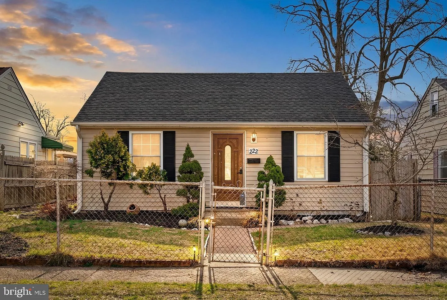 222 Samdin Blvd photo 1
