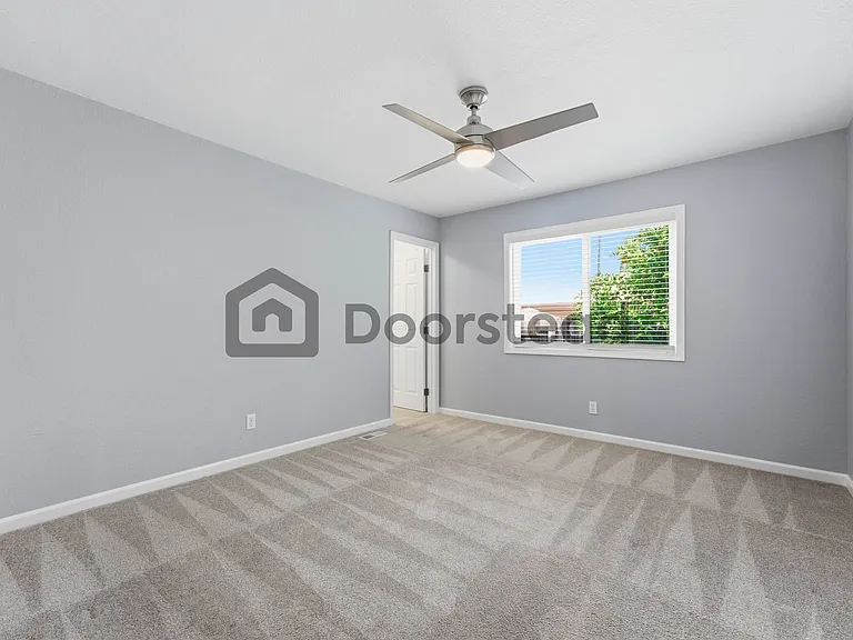 2555 Flosden Rd #122 — Photo 39