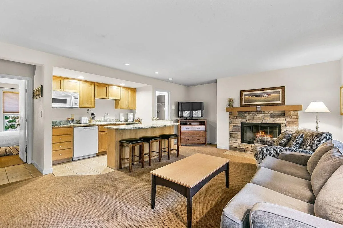 18575 SW Century Dr — Photo 3