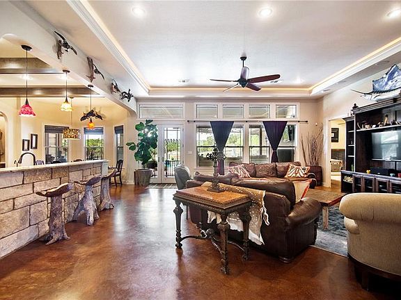 4th image of 147 Nicholas Ln