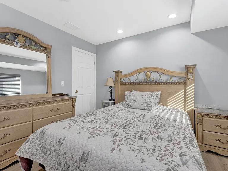 27W180 Cooley Ave #1 — Photo 11