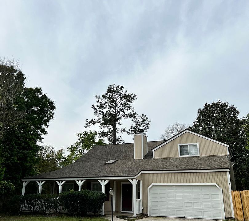1st image of 8206 Loch Lomond Ln