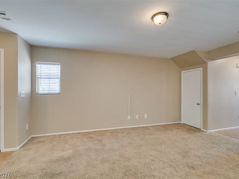 1155 Paradise Garden Dr — Photo 8