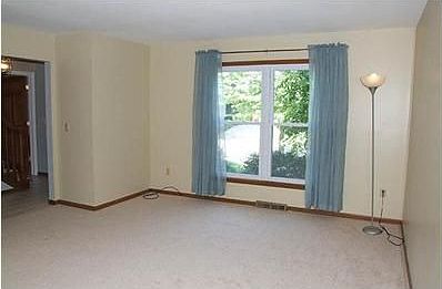 5th image of 215 Patti Dr