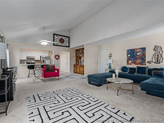 3rd image of 380 Kittery Point