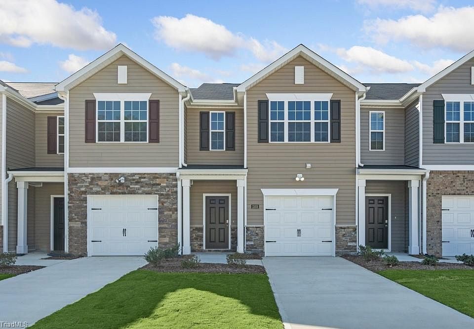 1st image of 2304 Lily Dr #106