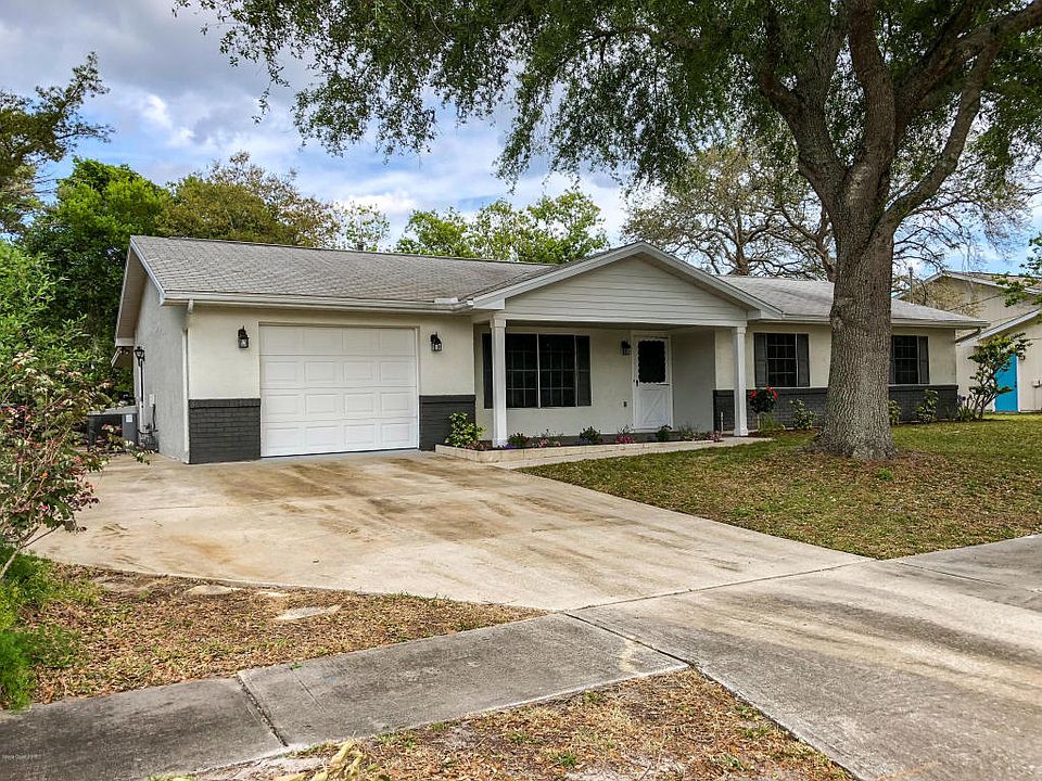 1st image of 2039 Doyle Dr