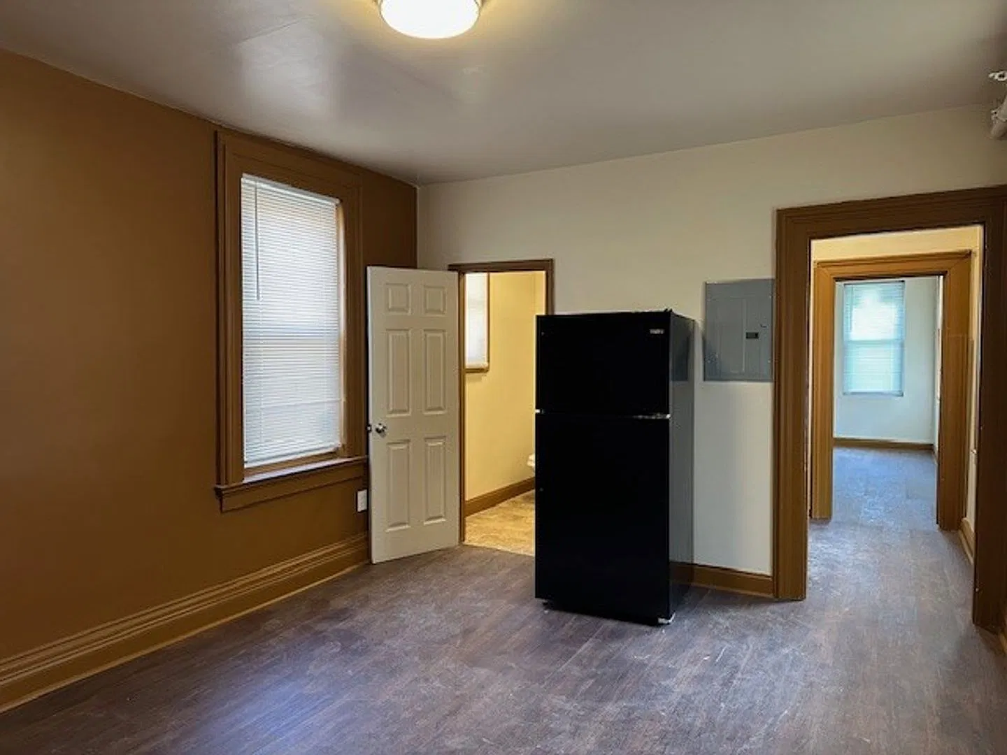 York City School District 1st Floor 1 Bedroom 1 Bathroom Apartment For Rent! — Photo 3