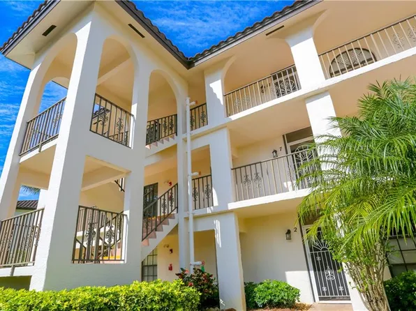 267 Deerwood CIR #6, NAPLES, FL 34113