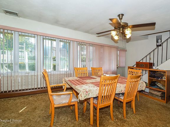 5th image of 102 Bayberry Ln
