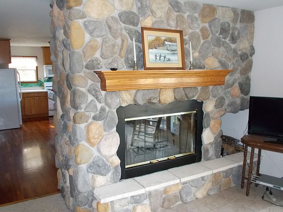 5th image of 17170 Hidden Valley Ln