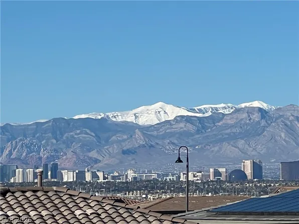 718 Purple Knoll Walk, Henderson, NV 89011