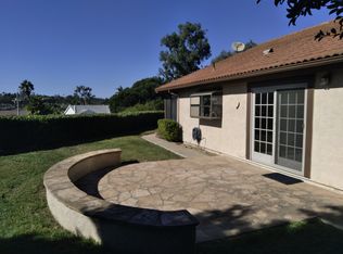 605 Hollyridge Dr, Encinitas, CA 92024