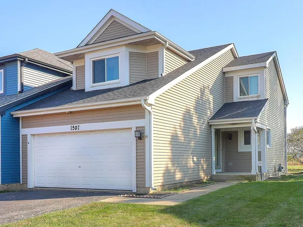 1507 S Pembroke Dr, South Elgin, IL 60177