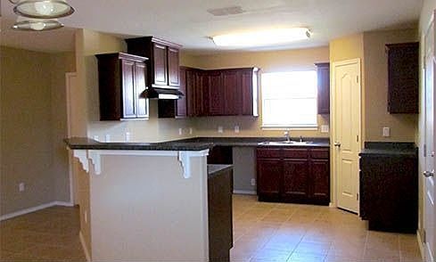 2nd image of 1404 Rio Comal Cir