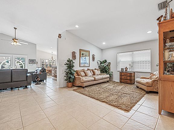 3rd image of 8052 Florenza Drive