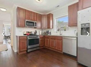 2123 W Huron St #1, Chicago, IL 60612