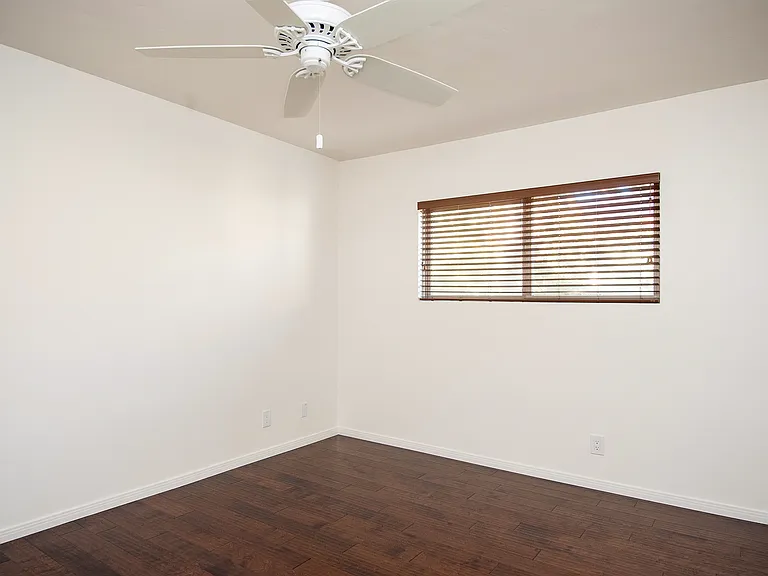 1044 Sapphire St #5 — Photo 11