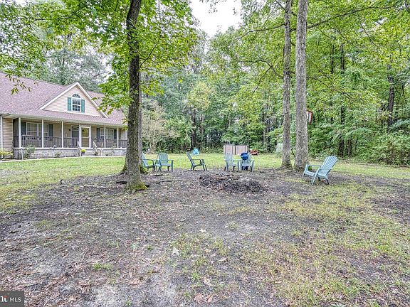4th image of 24882 Riverview Way