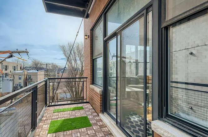 1 S Leavitt St #307 — Photo 21