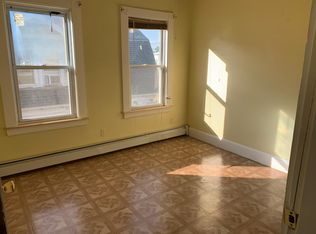 354 Howard St, Lawrence, MA 01841