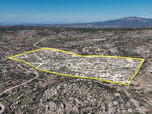 3rd image of 51919 Tule Peak Rd