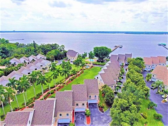 The River Community Townhome View to Riverfront