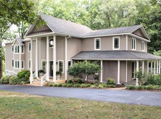 12410 Bailey Bridge Rd, Midlothian, VA 23112